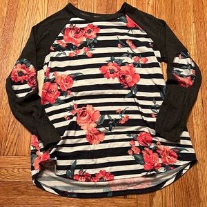 Long sleeve floral top